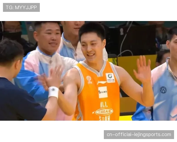 胡明轩加赛13中13夺三分王 投射稳定性达生涯新高度 胡明轩加赛13中13夺三分王 投射稳定性达生涯新高度